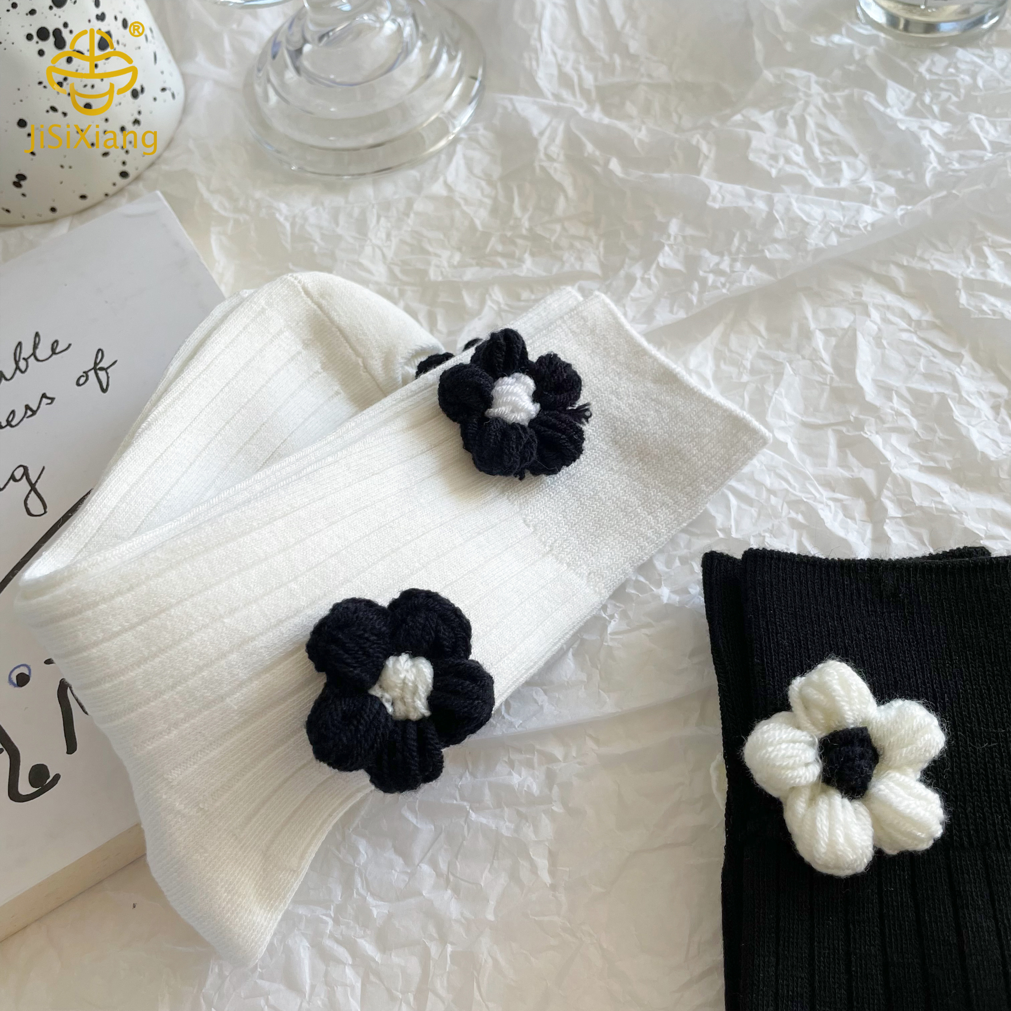 흑백 3 차원 꽃관 black and white three-dimensional flower tube ins