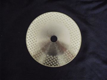 Pyramid Electroplated blades