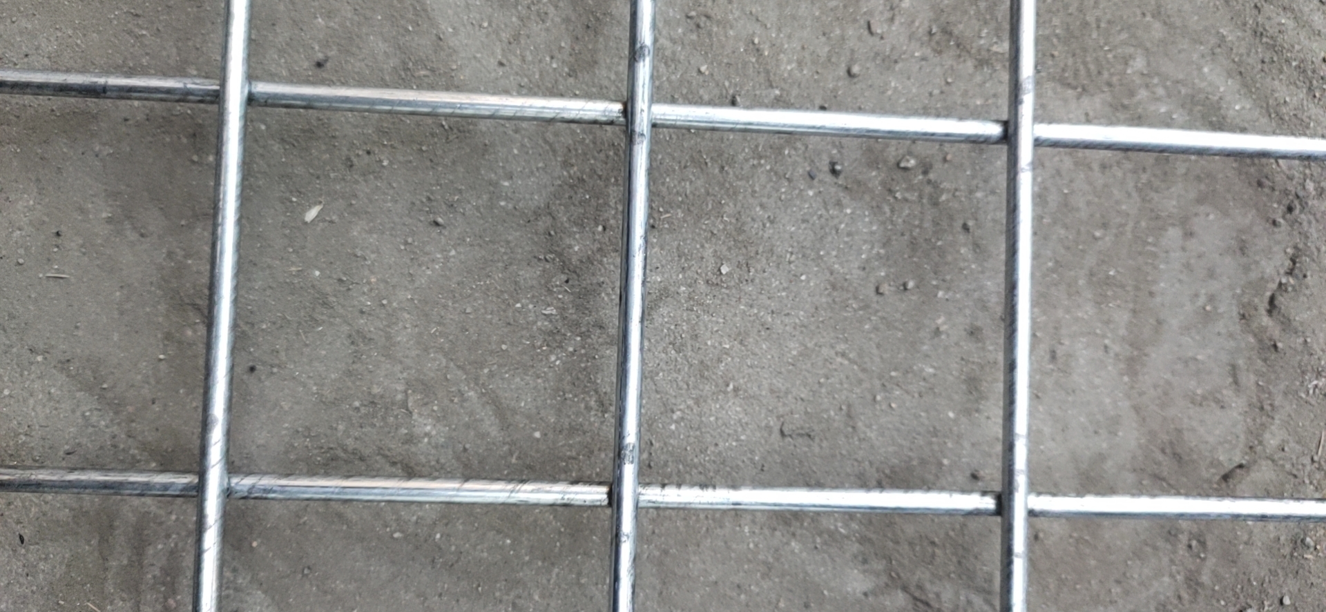 Hot selling 4mm galvanized welded wire mesh panel/Steel Reinforcement Mesh Panel/Concrete Stucco Ribbed Wire Netting