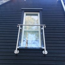 Glass balcony railing stainless steel