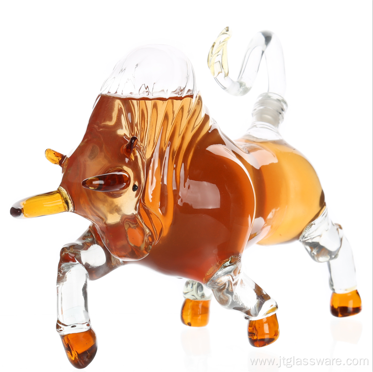 Bull shaped Home Wine, Liquor and Whiskey Decanter Glass
