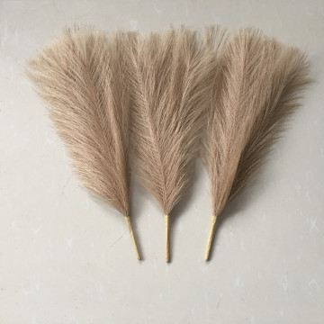 7-Fork vs 9-Fork Artificial Pampas Grass for Wedding Venue Decoration