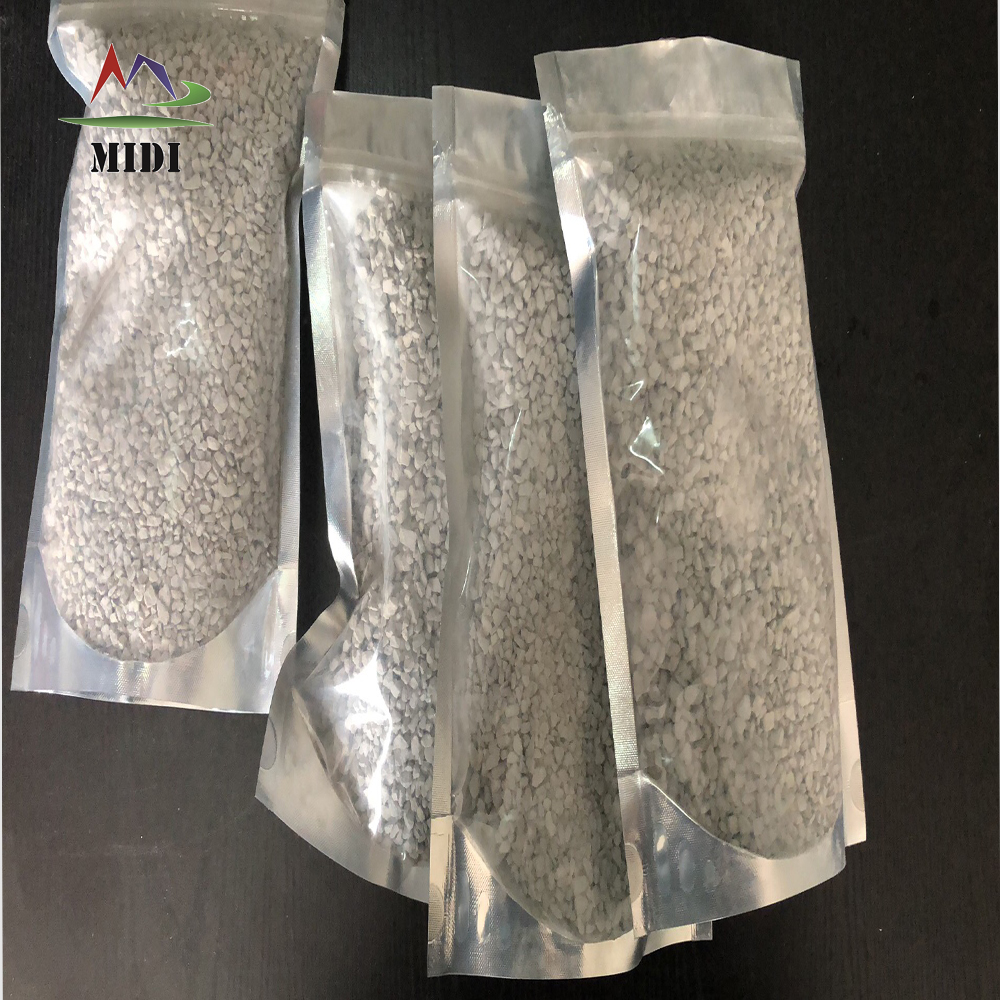 18% dicalcium phosphate feed additives White / Grey