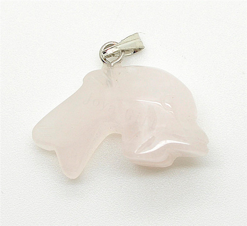 Pendentif en forme de dauphin avec quartz rose