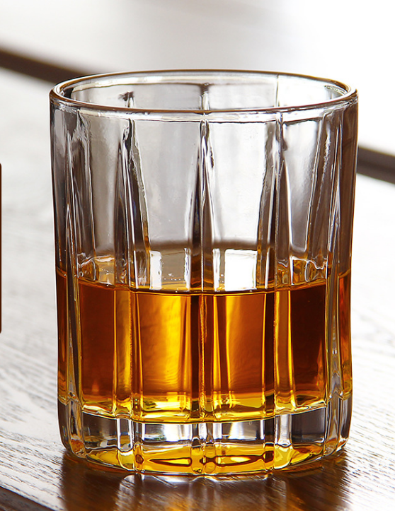 Wholesale Popular Bar Whiskey Glass Cup Beer Glass Drinkware Type Mug