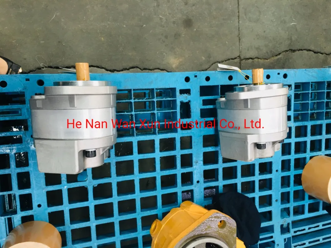 Hydraulic Transmission Gear Oil Pump Wa700-1r Wa150-5r HD465-7 705-56-34690 705-56-34630