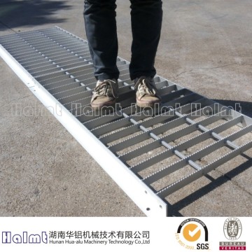 Aluminium Serrated Bar Gratings for Walkways