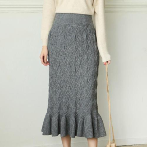 Grey Ladies Knitted Skirt