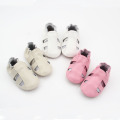 Chaussures pour bébés en bas âge à chaud Sandales bébé