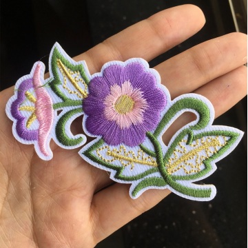 Patch de couture de vêtements de broderie spéciale de fleurs