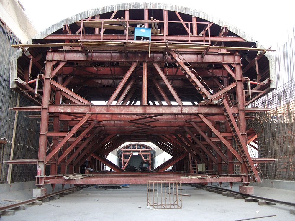 Carro de encofrado para la construcción de cubiertas