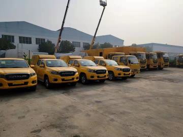 New Pickup double cab van cargo truck