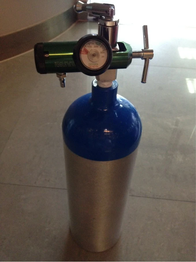 Steel Grips for Gas Cylinders