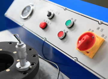 Automatic Foot Panel Nut Crimping Machine