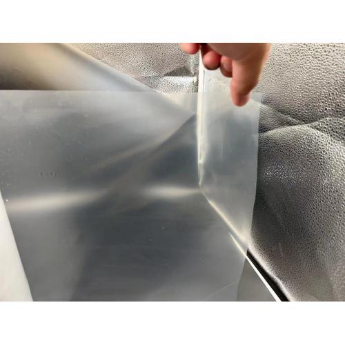 Heat shrinkable PE film for packaging