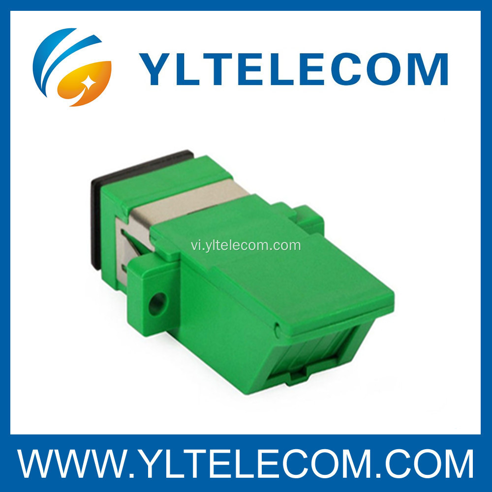 SC / APC nối sợi quang Adapter với màn trập bảo vệ Cap