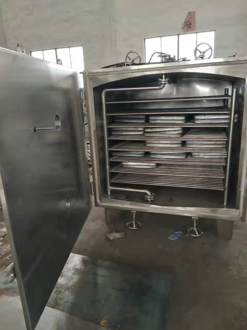 Square Vacuum Dryer 1 Jpg