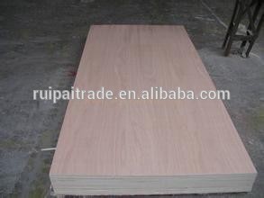 Linyi Factory Pine Veneer Faced Plywood Cheap Pine Plywood