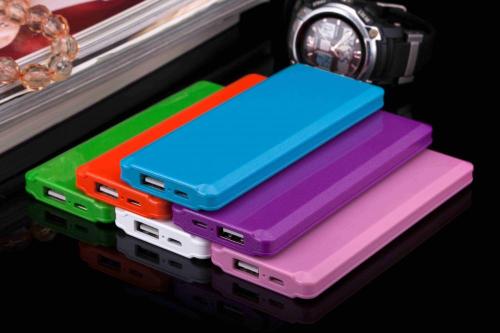 5000mAh thin portable power bank warna biru