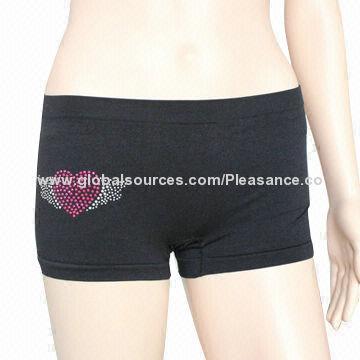 Women's seamless boyshorts