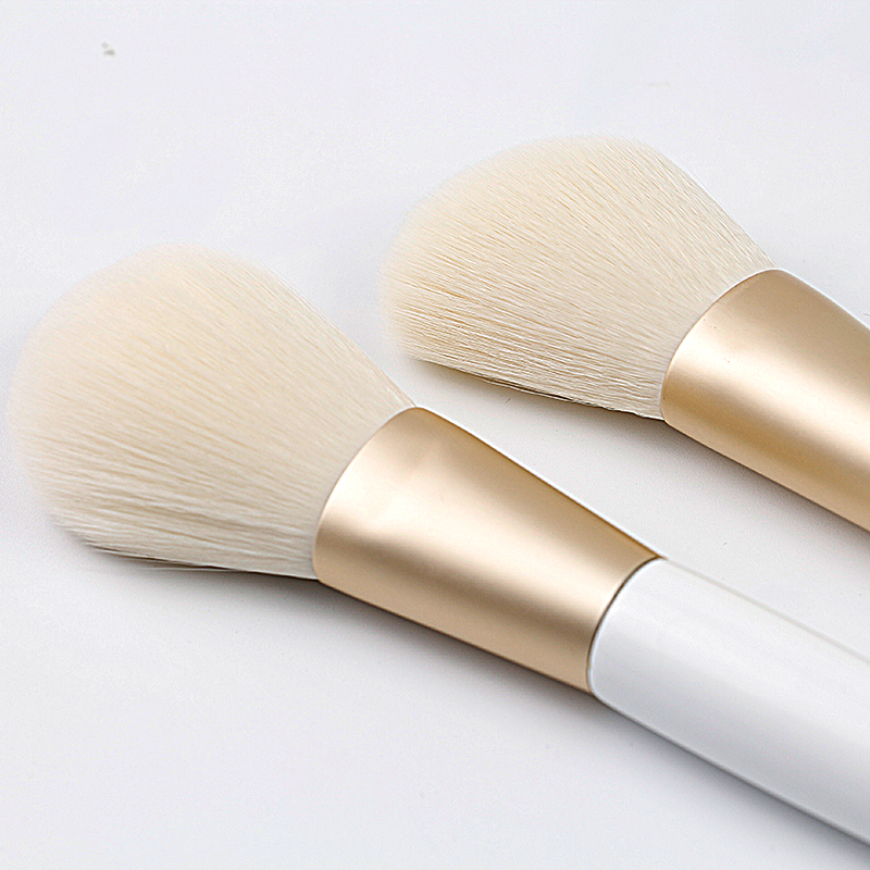 YC029-2 makeup brush