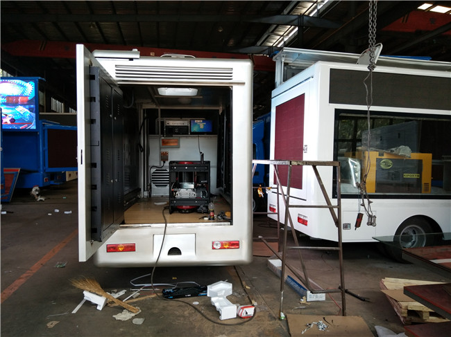 Camiones de publicidad LED LED Advertising Trucks