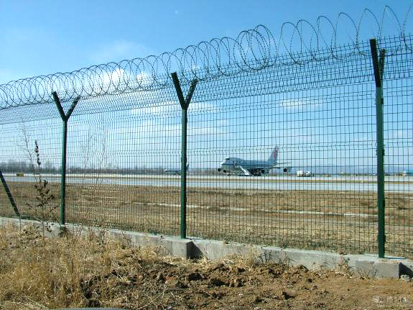 High Quality Galvanized Airport Fence Safety Fence
