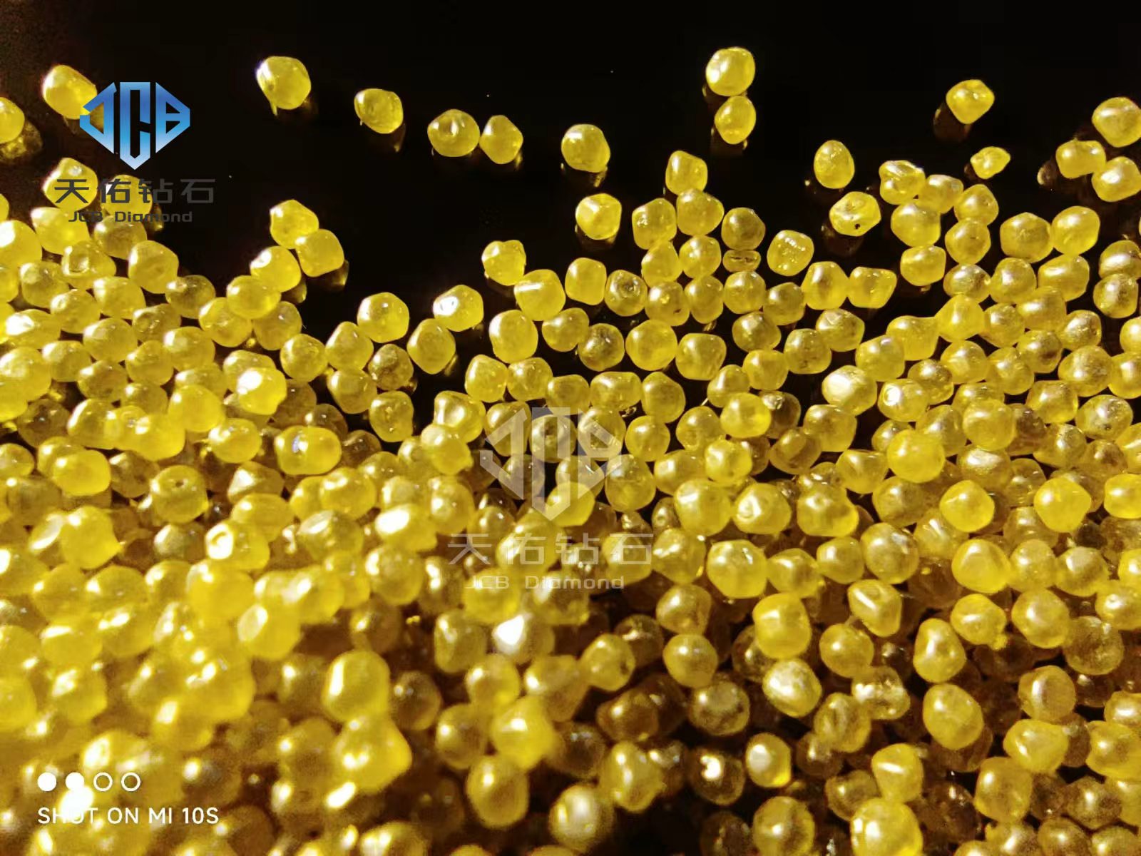 Сферический алмаз с высокой теплопроводностью High Thermal Conductivity Spherical Diamond