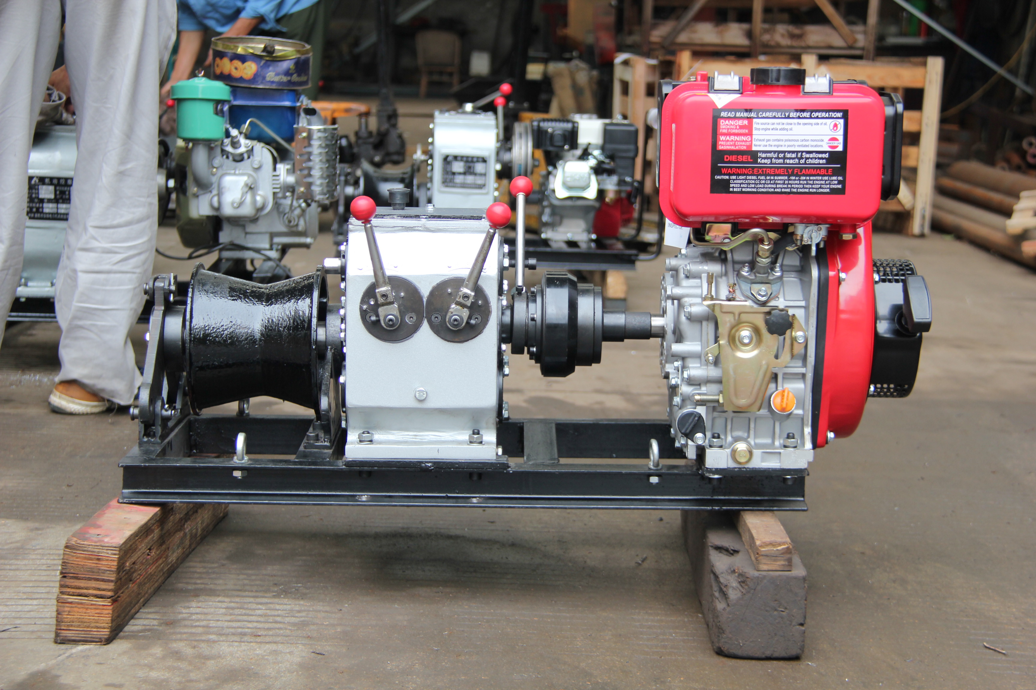 3トン高速グラインダー(シャフトドライブ)