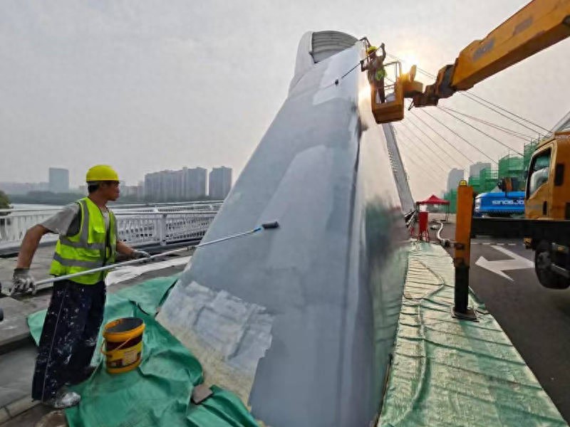 Chuke Intelligent Leads the Way in Bridge Maintenance Upgrades: Pulsed Laser Cleaning Technology Ushers in a New Era of High Efficiency and Environmental Protection