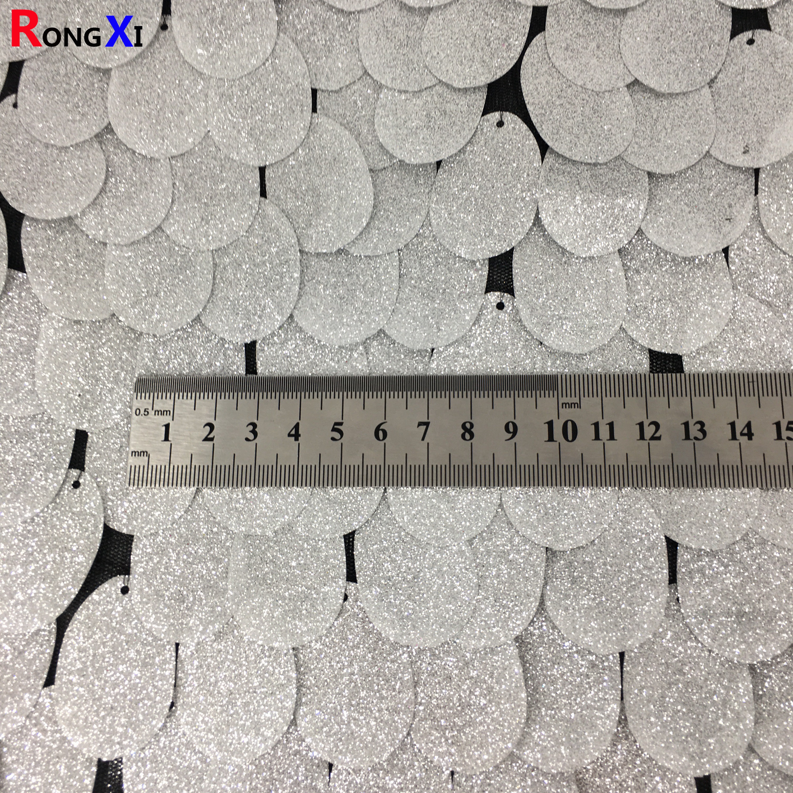 RXF0732 Hot Selling Bolt Material Big Sequin Fabric