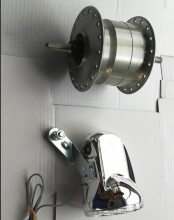 Dynamo-Powered Bicycle Lamp and Hub - High Quality