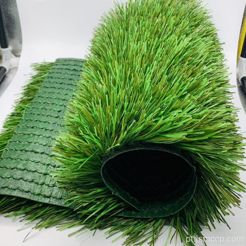 Produção artificial de grama de futebol para profissional