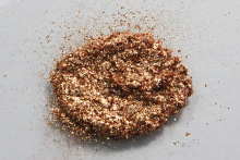 Bronze synthetic mica pearl pigments