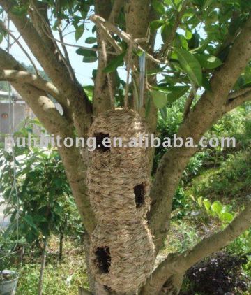 nesting shelf for birds