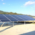 Racking solar de aluminio para sistema de montaje en tierra.