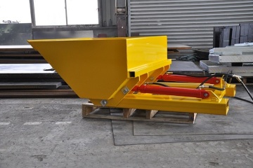 Forklift Self Dumping Hopper