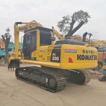 Used Komatsu PC 200 Excavator for Sale in Japan