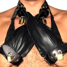 The Pair Claw Mitt with Locks with Deluxe Leather bondage cuffs Gloves sex BDSM
