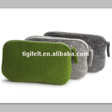 Eco-friendly felt cosmetic bag