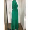 Vestido de color verde con ribete de volantes escalonado para mujer