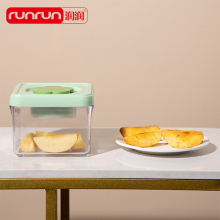 700ML Durable Airtight Container for Food Preservation