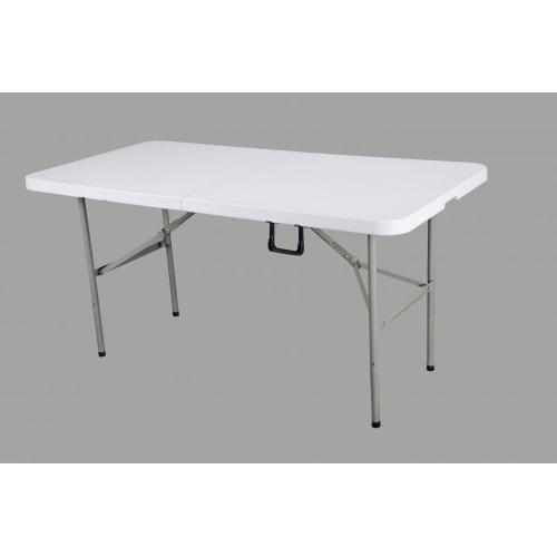 Table rectangulaire pliante en HDPE