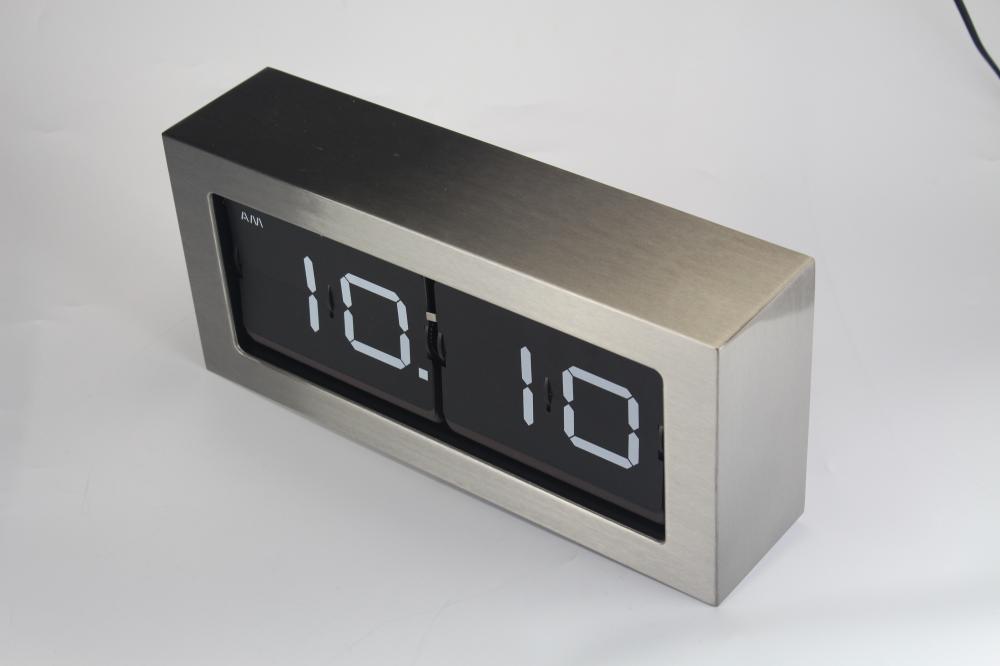 Auto Flip Down Clock