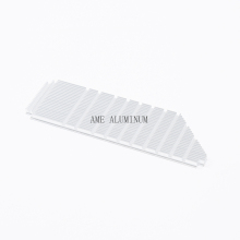 Aluminum extrusion for heating radiator