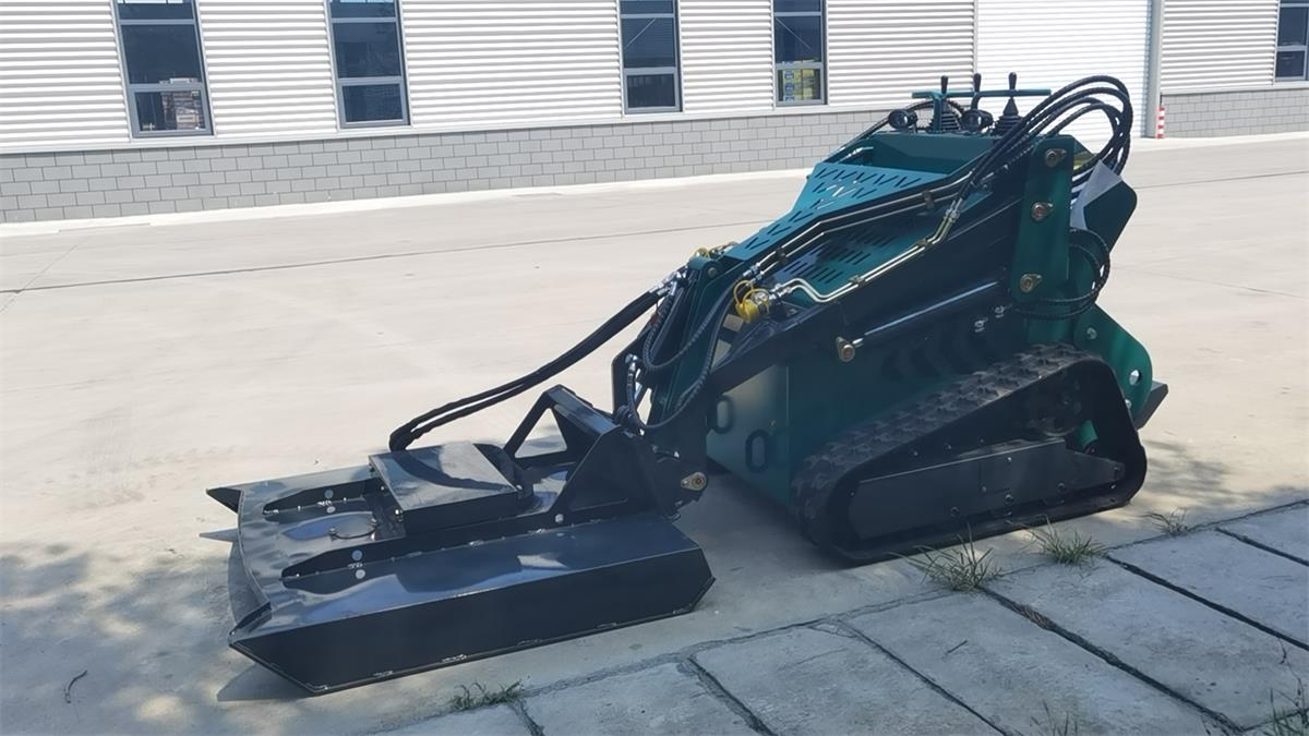 ładowarka o sterowaniu burtowym-2 skid steer loader-2