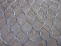 Rede de arame hexagonal - galvanizada antes de tecer