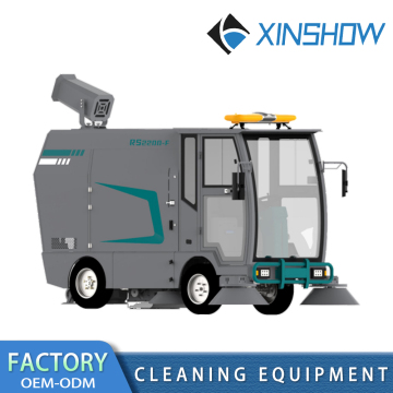 Fully enclosed large smooth driving sweeping machine