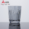 Ato randig u-formad glas isad amerikansk latte cup