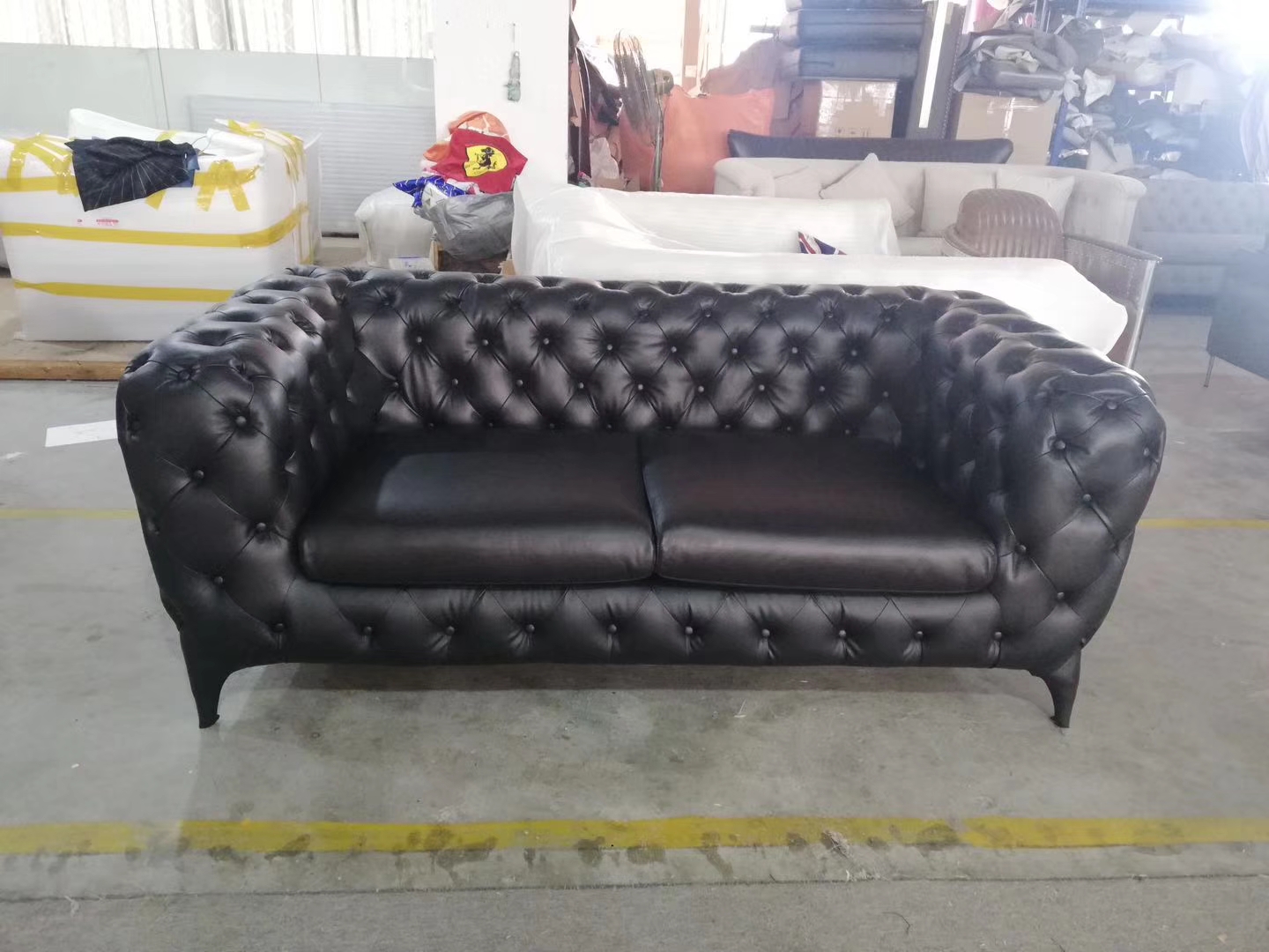 Hotel Furniture  Modern Luxury Design Windsor Three Seater Sofa Tufted Chesterfield Couch by leather